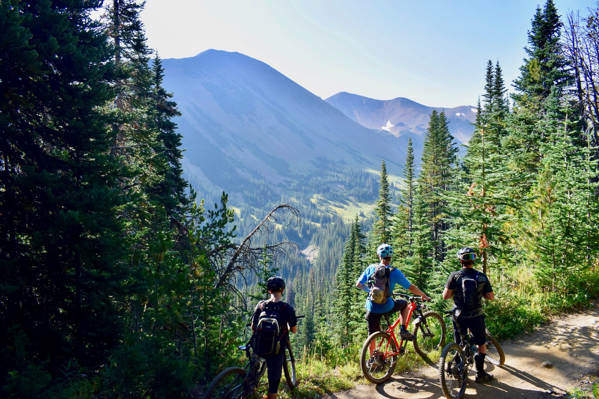 Being a Good eMountain Biker: Trail Etiquette & Maintaining Access